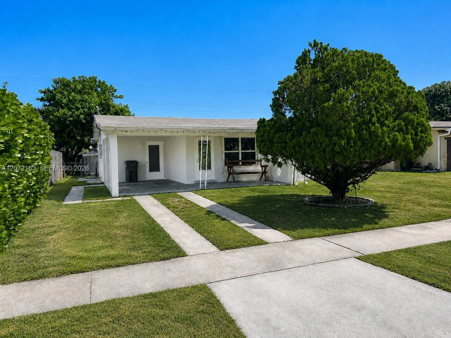 3051 SW 47th St, Dania Beach, FL 33312