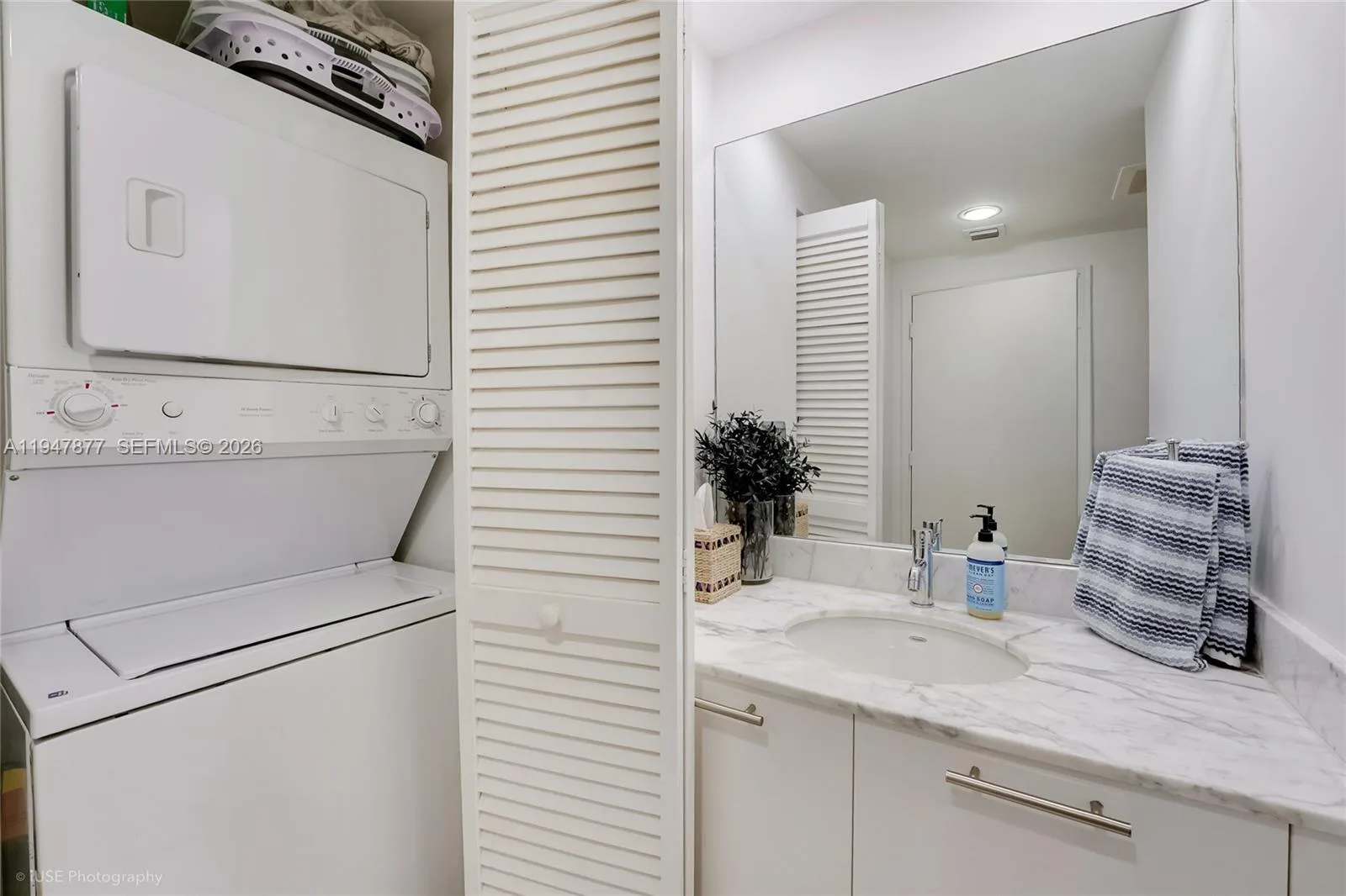 951 Brickell Ave # 1110, Miami, FL 33131 photo 11
