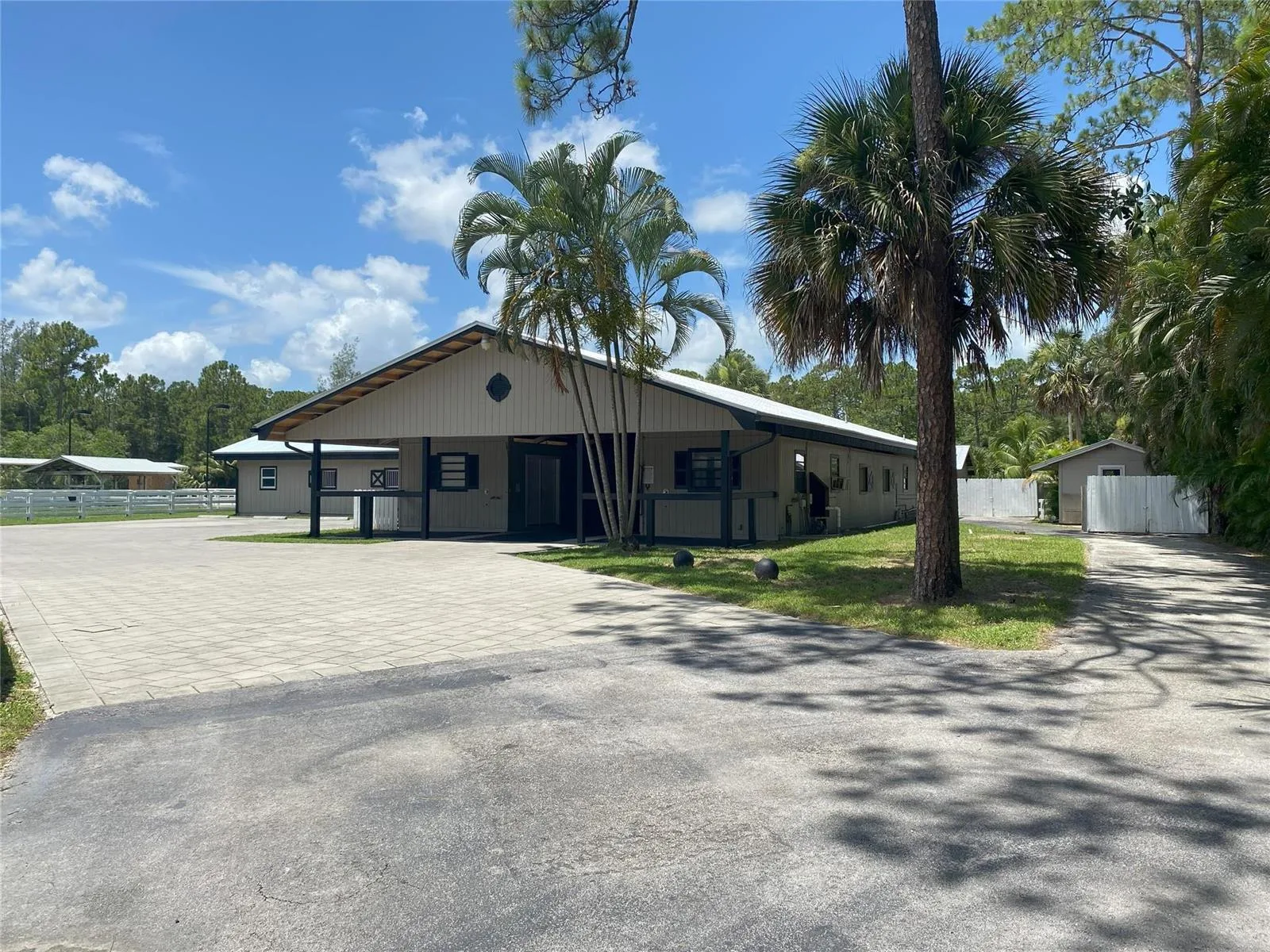 2315 Deer Run Boulevard, Loxahatchee, FL 33470 photo 6