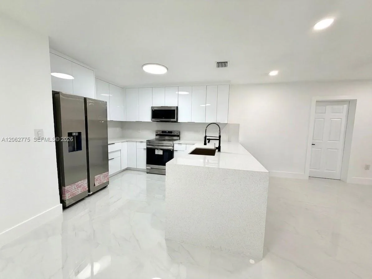 17800 NW 8th Ave, Miami Gardens, FL 33169 photo 8