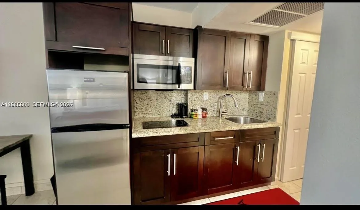 19201 Collins Ave # 942, Sunny Isles Beach, FL 33160 photo 9