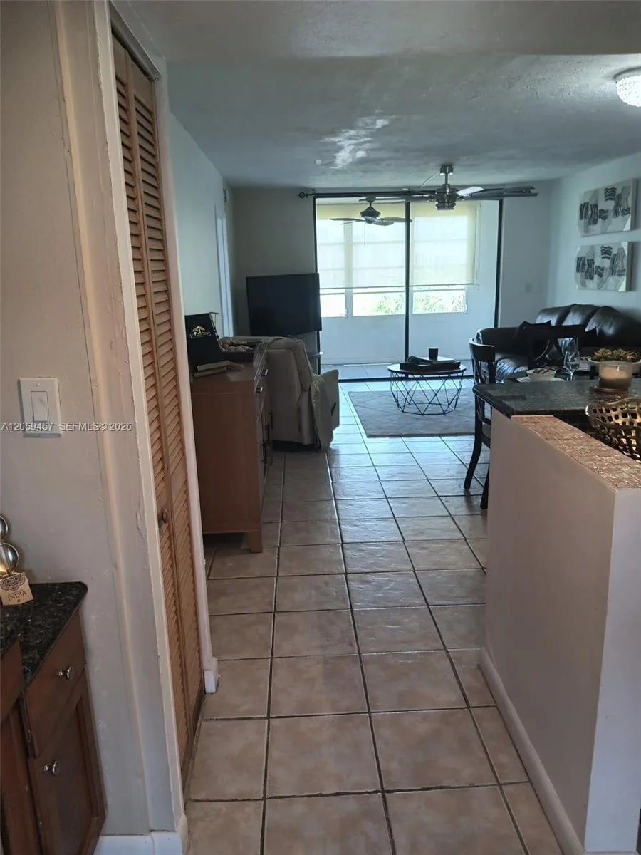 2821 Somerset Dr # 312, Lauderdale Lakes, FL 33311 photo 7