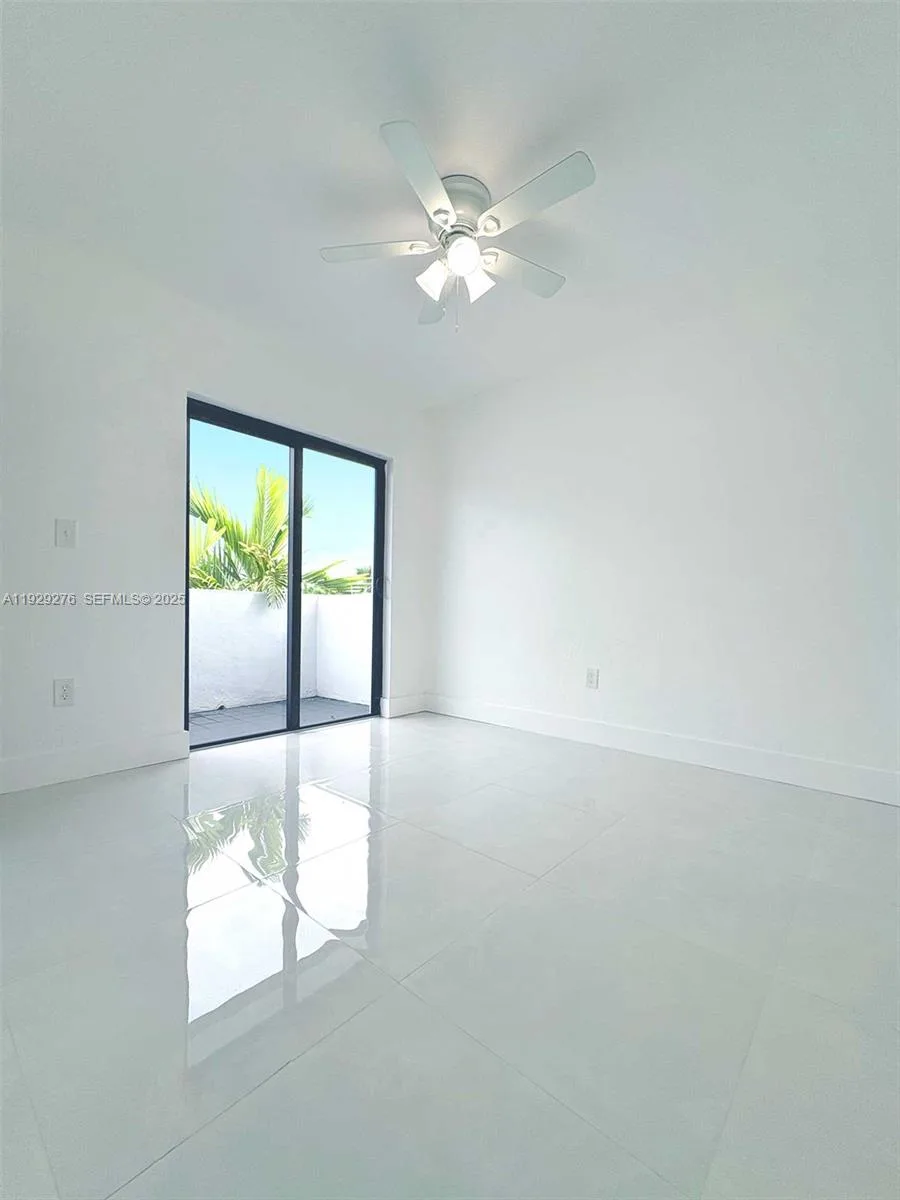3079 NW 11th St # 3065, Miami, FL 33125 photo 3