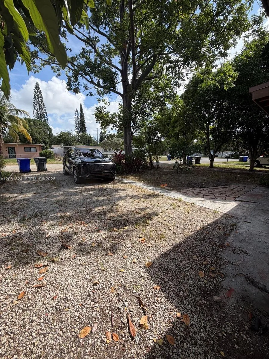 6110 Monroe St, Hollywood, FL 33023 photo 10
