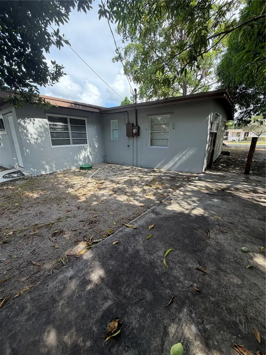 6110 Monroe St, Hollywood, FL 33023 photo 13