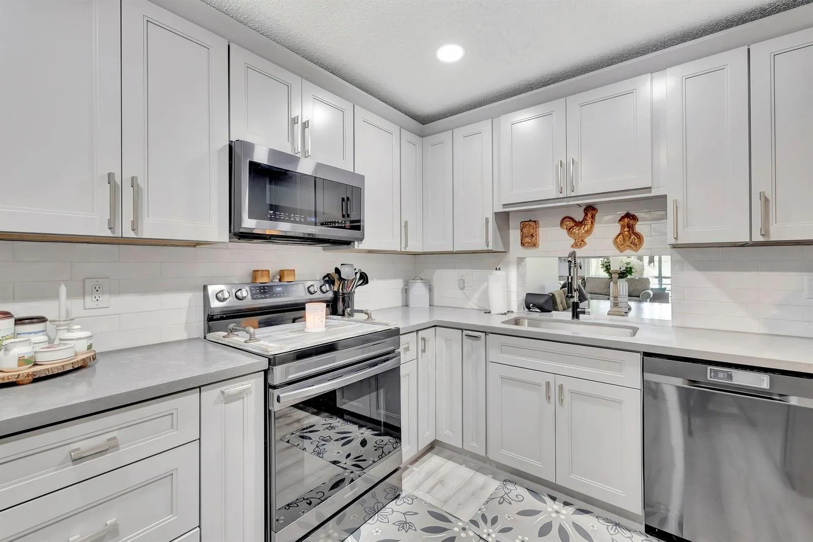 8799 Holly Court # 202, Tamarac, FL 33321 photo 3
