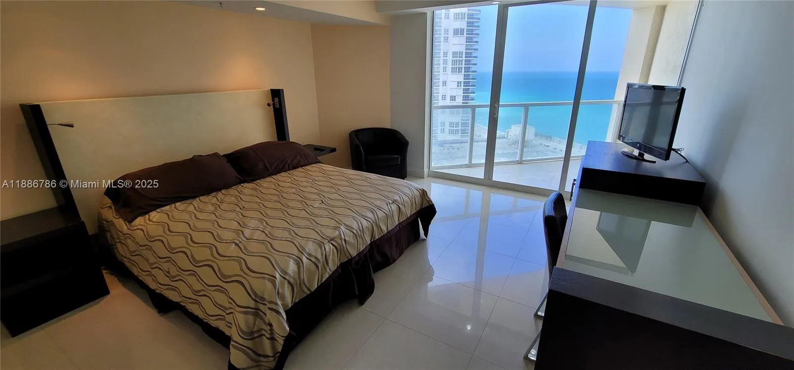 16699 Collins Ave # 1806, Sunny Isles Beach, FL 33160 photo 6