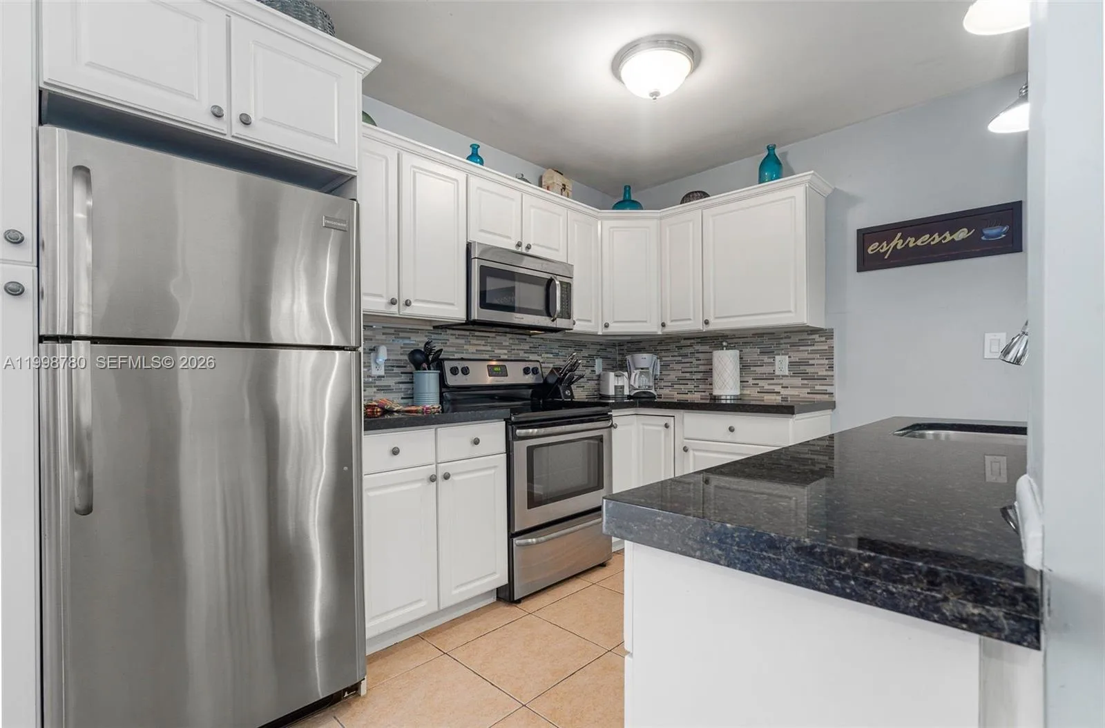 2033 NE 33rd Ave # 2, Fort Lauderdale, FL 33305 photo 4