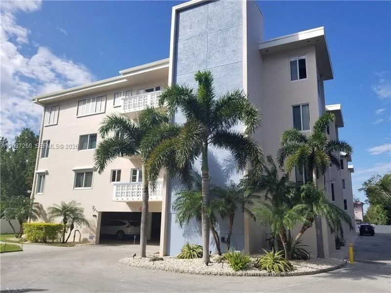 1965 S Ocean Blvd # 208, Lauderdale By The Sea, FL 33062