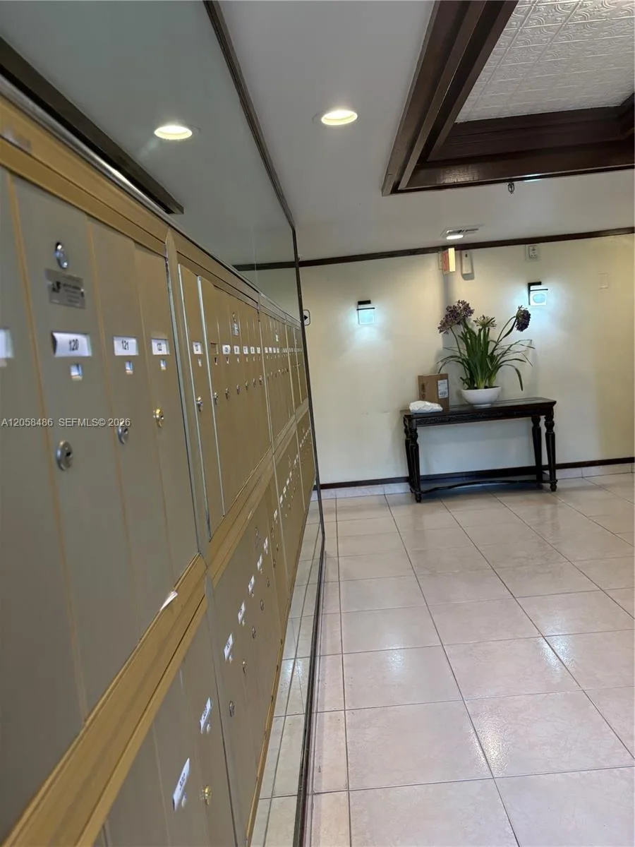 671 NE 195th St # 404E, Miami, FL 33179 photo 13