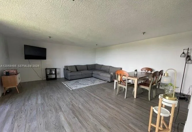 671 NE 195th St # 404E, Miami, FL 33179 photo 2