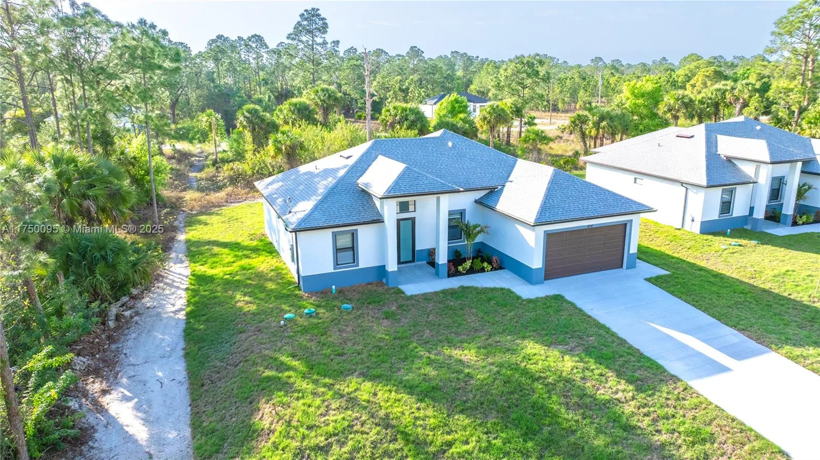 434 Mallory Ave S, Lehigh Acres, FL 33974 photo 2