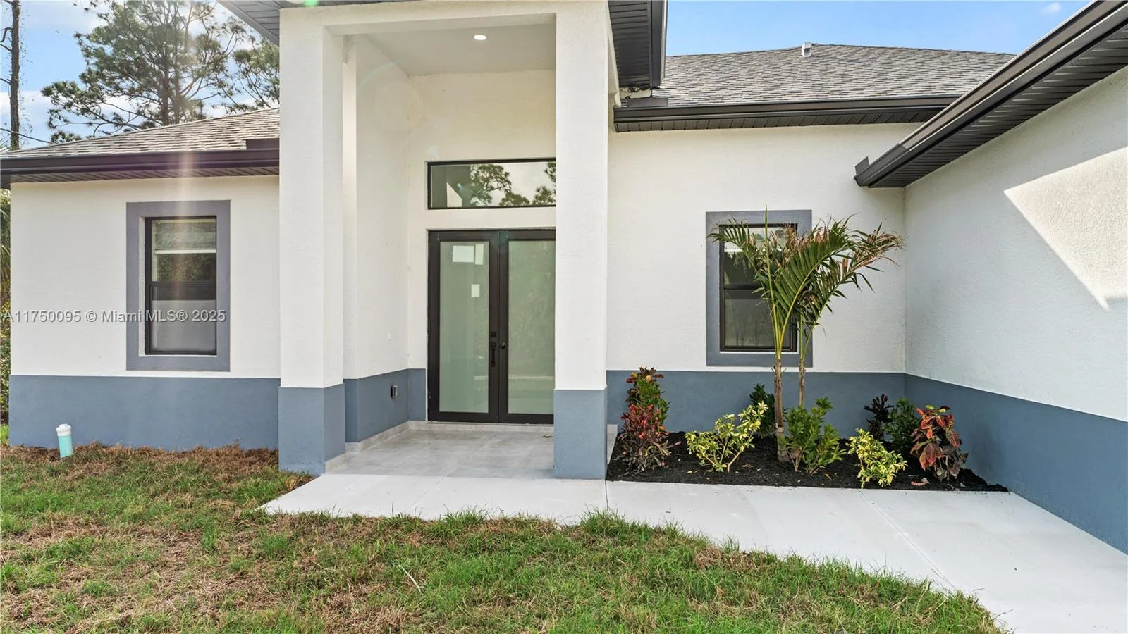 434 Mallory Ave S, Lehigh Acres, FL 33974 photo 3