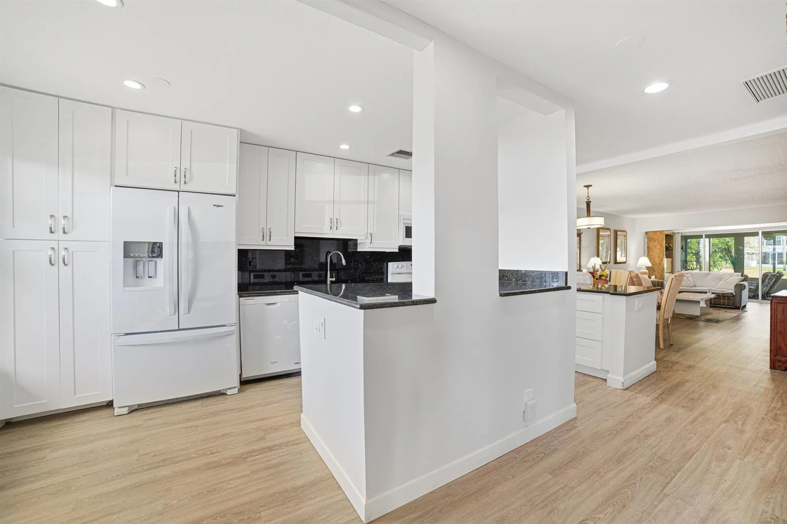 2901 SW 15th Street # 102, Delray Beach, FL 33445