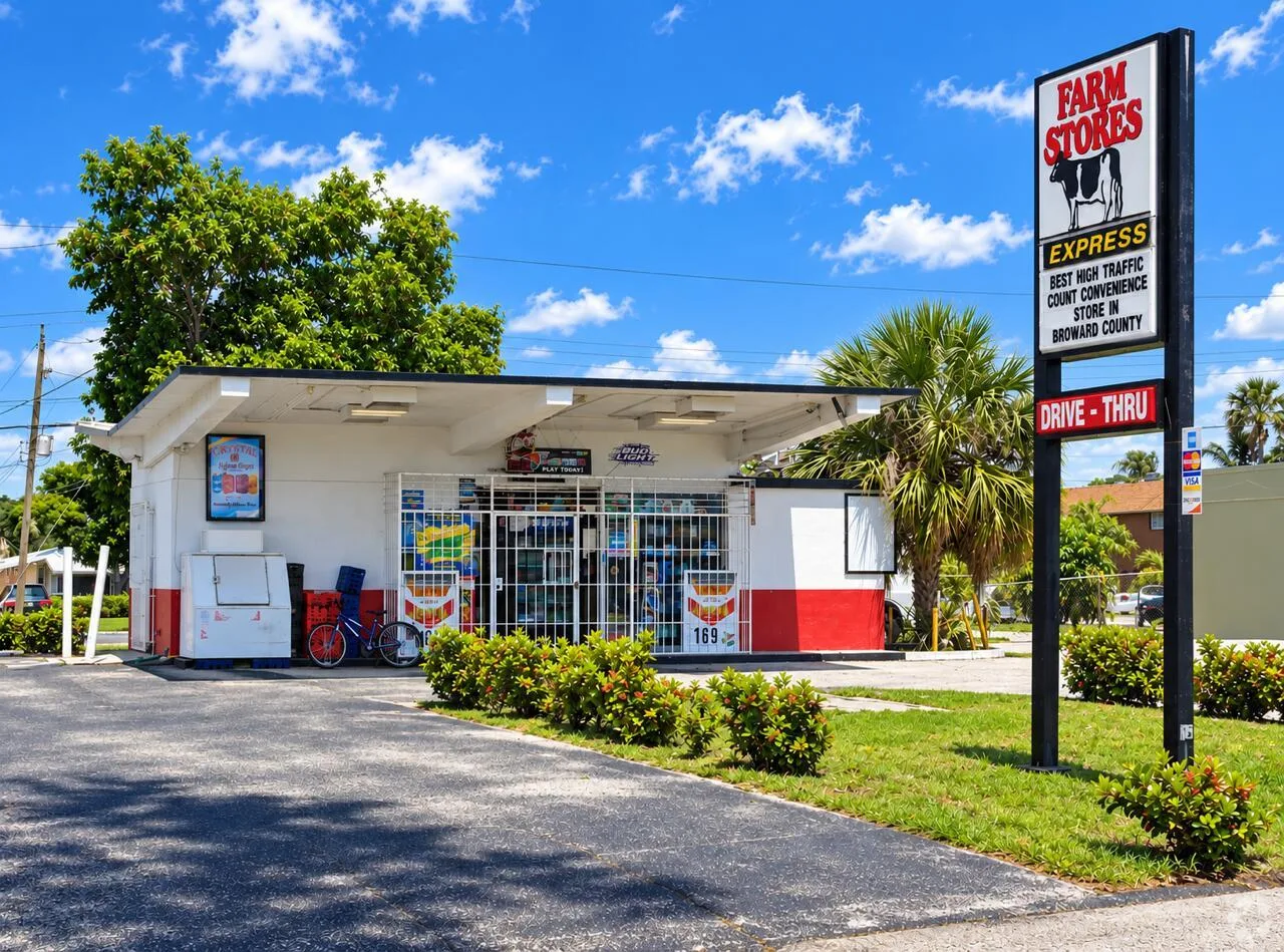 1621 N Cypress Road, Pompano Beach, FL 33060