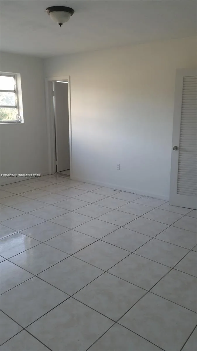 11840 NE 19th Dr # 27, North Miami, FL 33181 photo 10