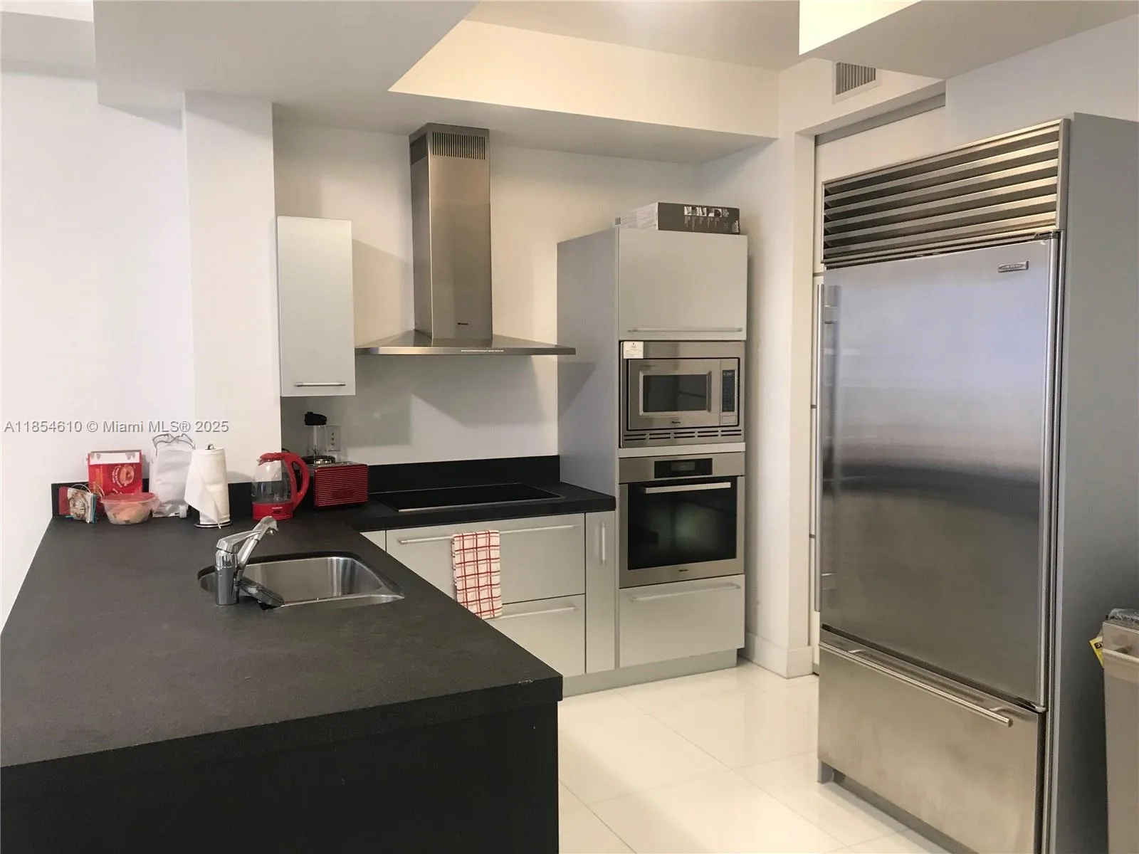 18201 Collins Ave # 3302, Sunny Isles Beach, FL 33160 photo 8