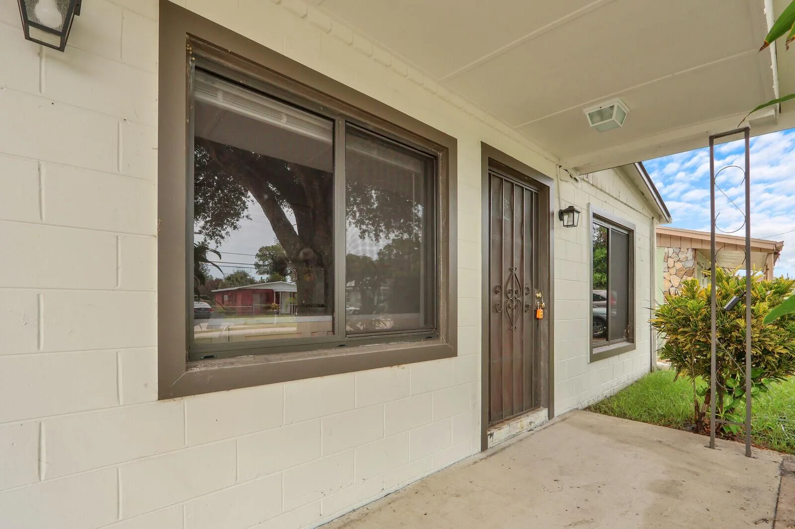 2008 Avenue N, Fort Pierce, FL 34950 photo 2
