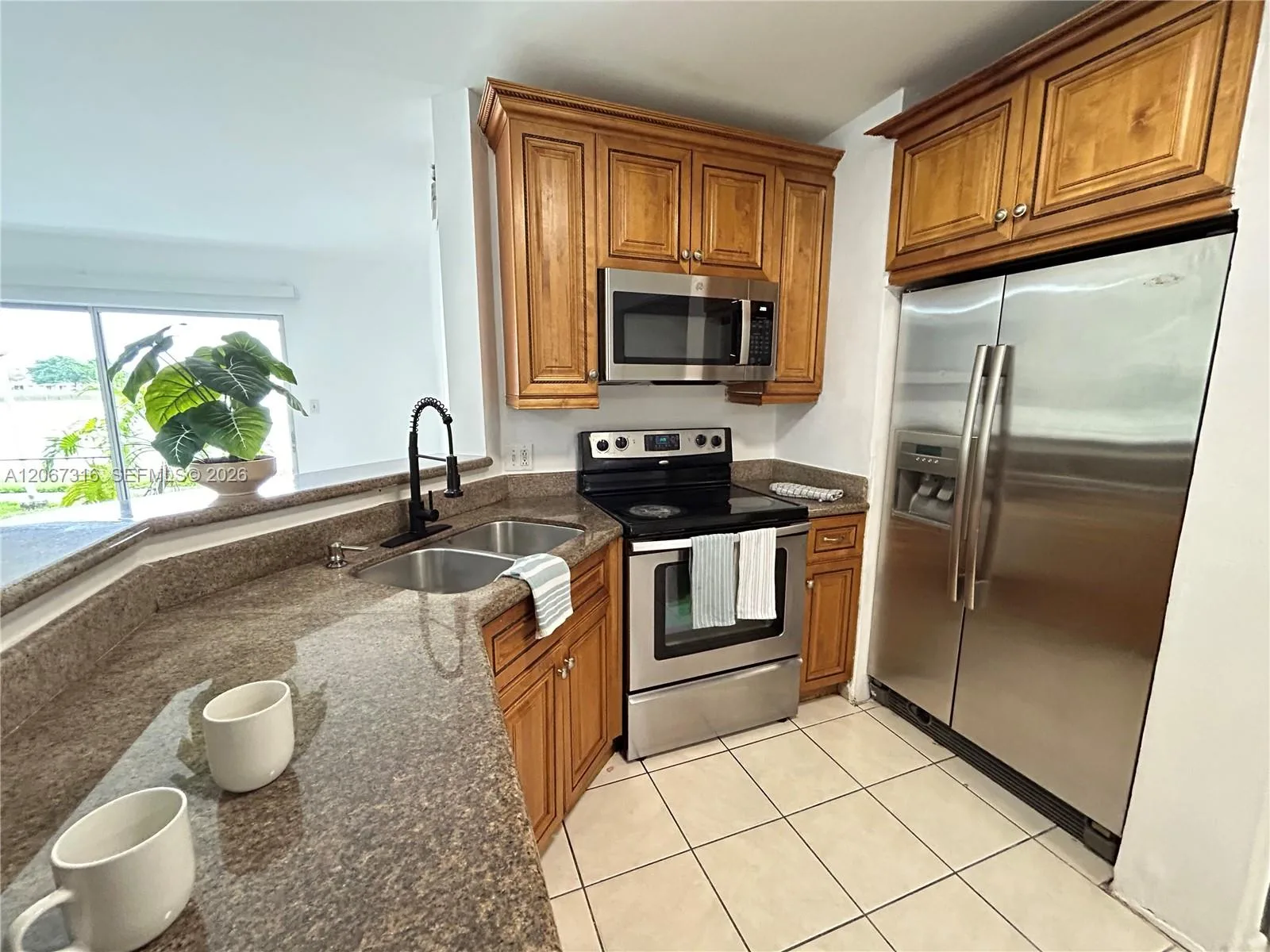 3409 NW 44th St # 106, Oakland Park, FL 33309