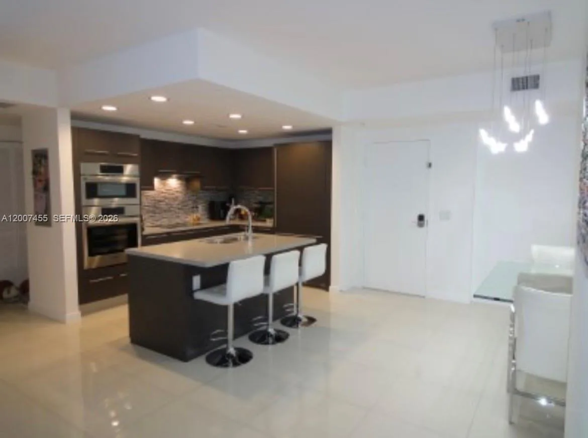 7825 NW 107th Ave # 221, Doral, FL 33178 photo 6
