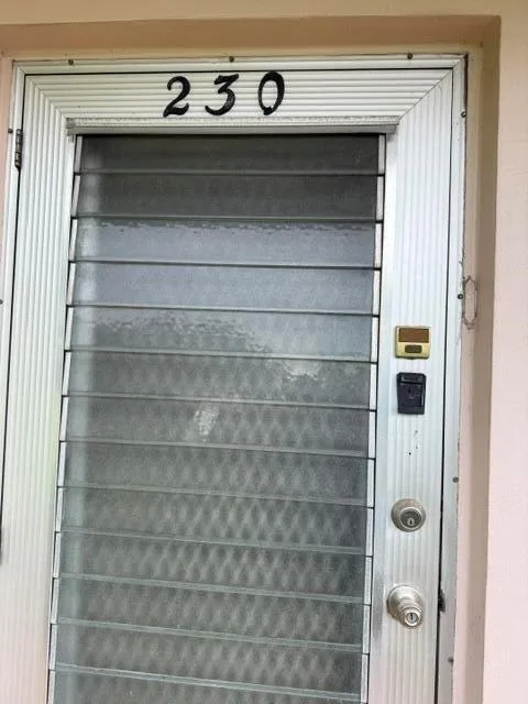 230 N KENT N # 230, West Palm Beach, FL 33417 photo 2