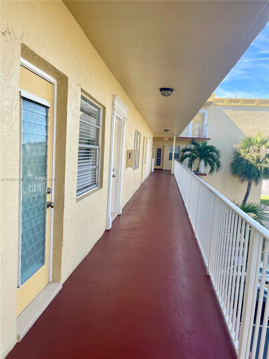 3940 NW 42nd Ave # 319, Lauderdale Lakes, FL 33319 photo 3