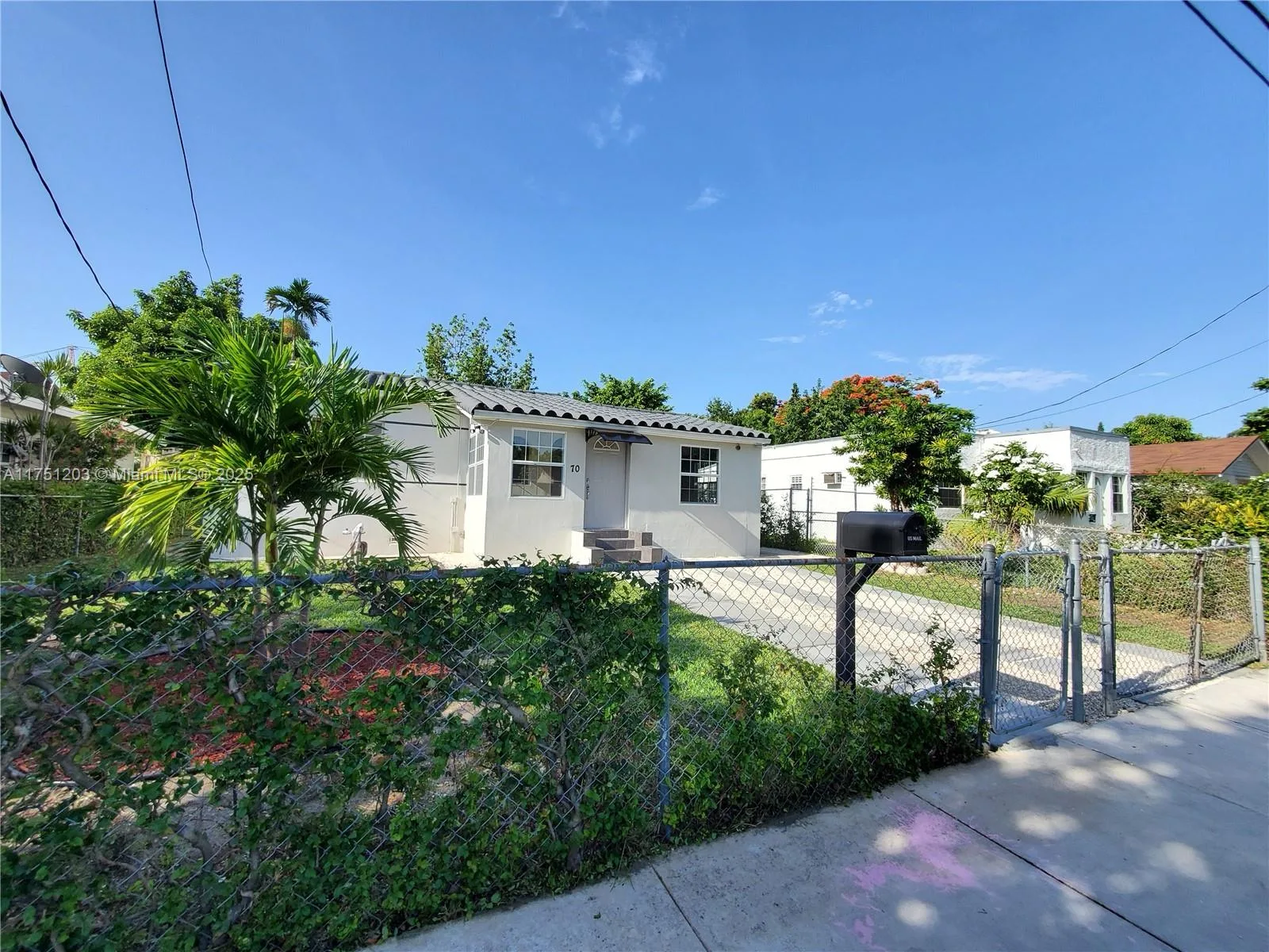 70 NW 33rd St, Miami, FL 33127 photo 2