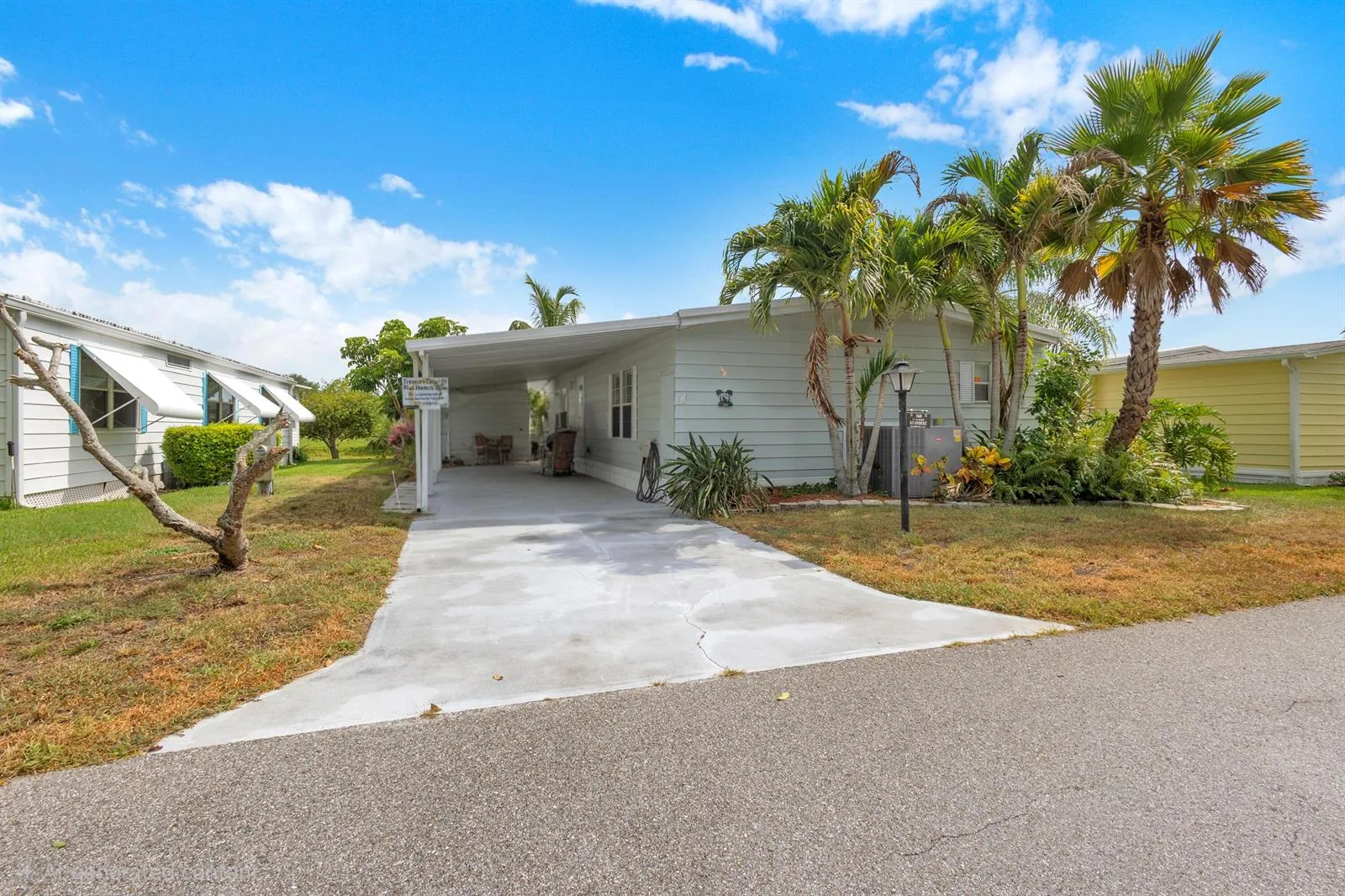 360 NE Jade Circle, Jensen Beach, FL 34957 — zdjęcie 4
