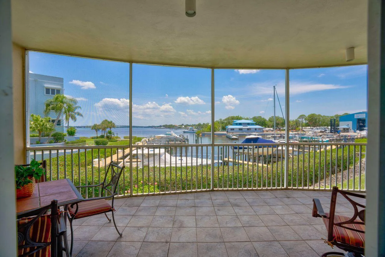1160 SW Chapman Way # 202, Palm City, FL 34990