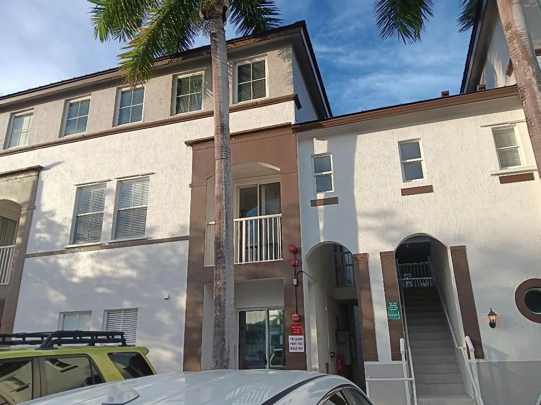 4321 SW 160th Avenue # 203, Miramar, FL 33027