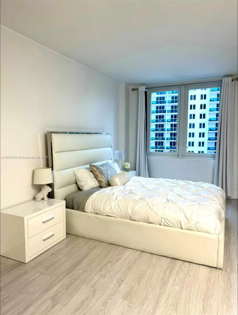 2301 Collins Ave # 619, Miami Beach, FL 33139 photo 7