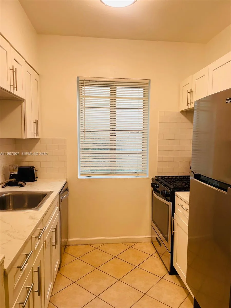 1611 Euclid Ave # 3, Miami Beach, FL 33139 photo 8