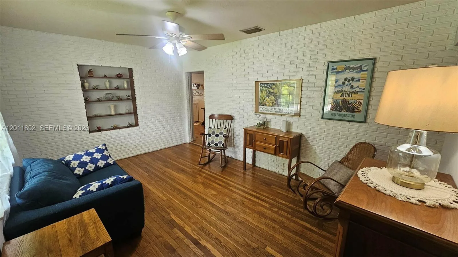 831 Wren Ave, Miami Springs, FL 33166 photo 2