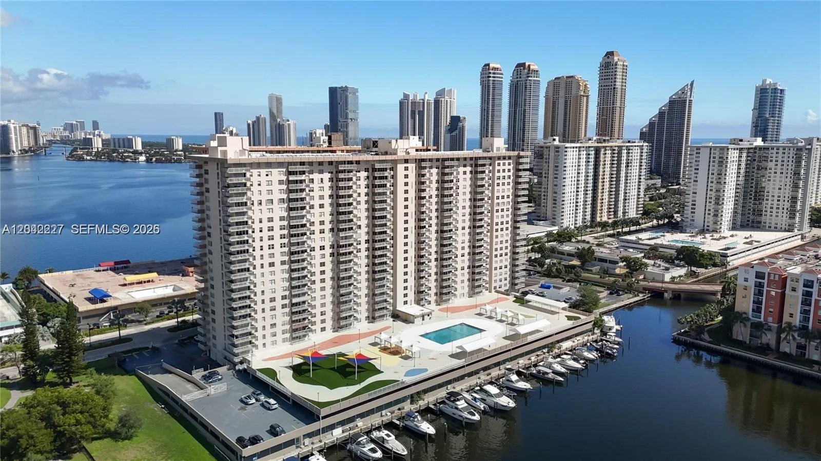 250 174th St # 1211, Sunny Isles Beach, FL 33160