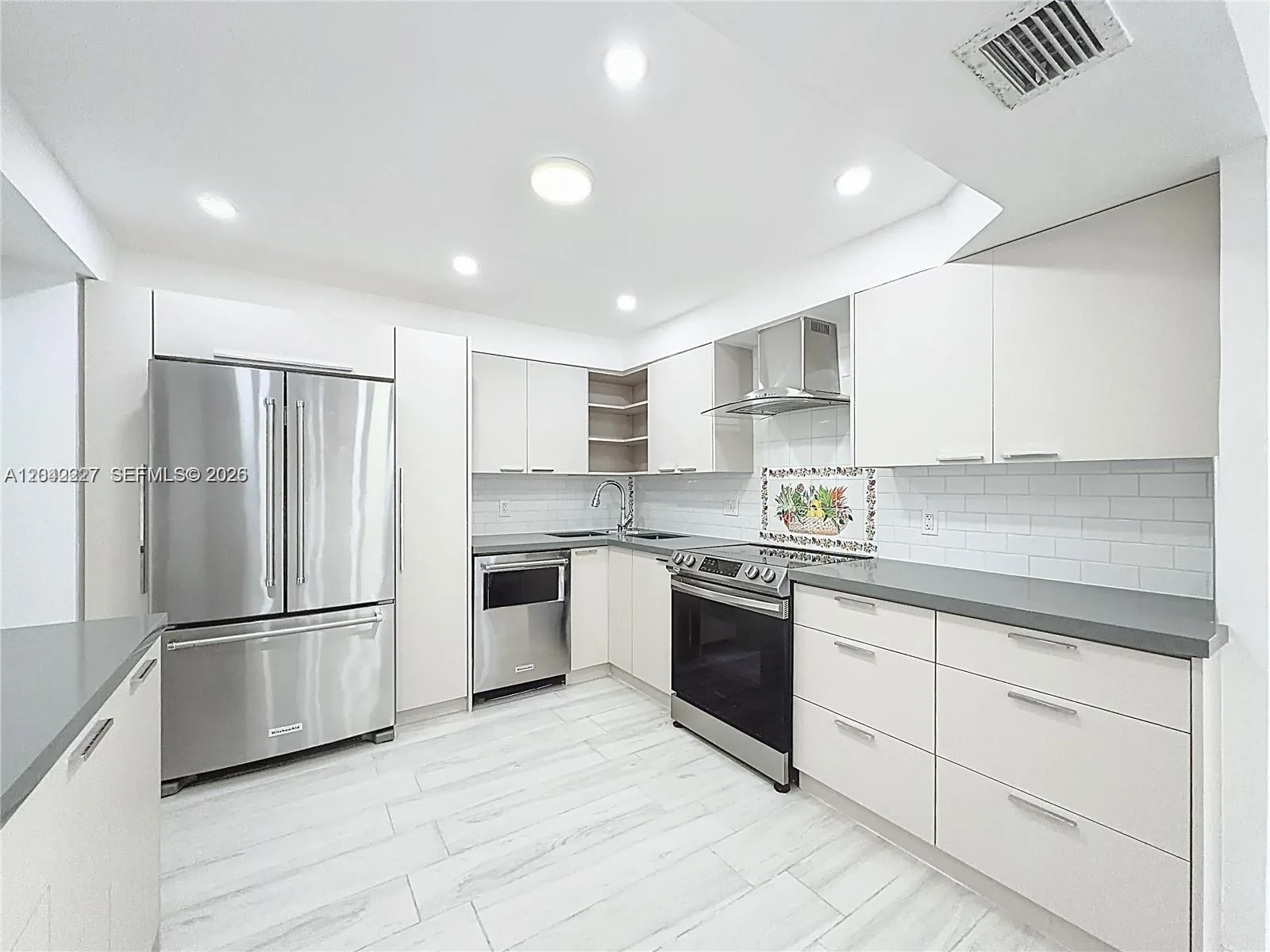 250 174th St # 1211, Sunny Isles Beach, FL 33160 photo 12