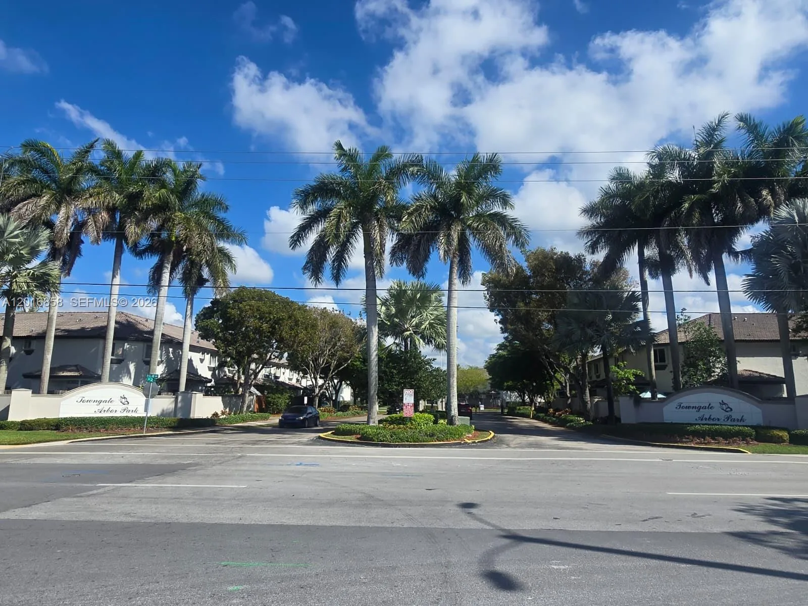 1987 SE 23rd Rd, Homestead, FL 33035 photo 2