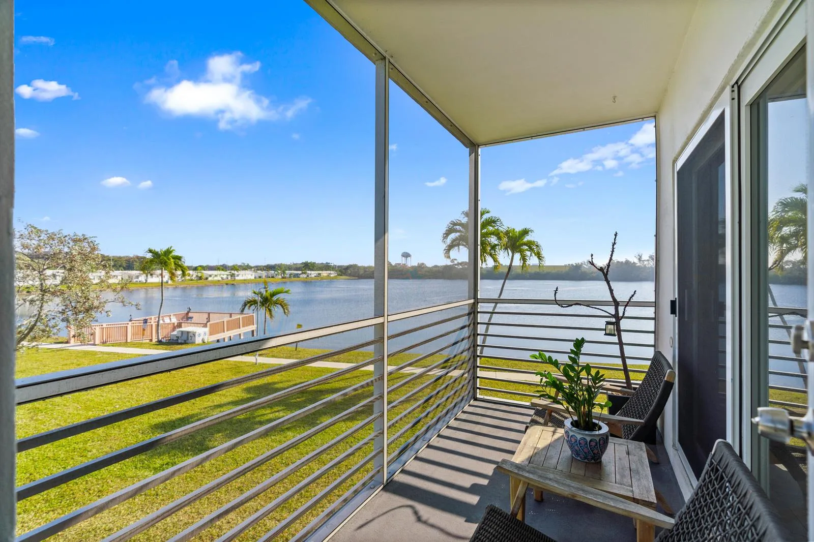 2223 PARK Lane # 210, Hollywood, FL 33021