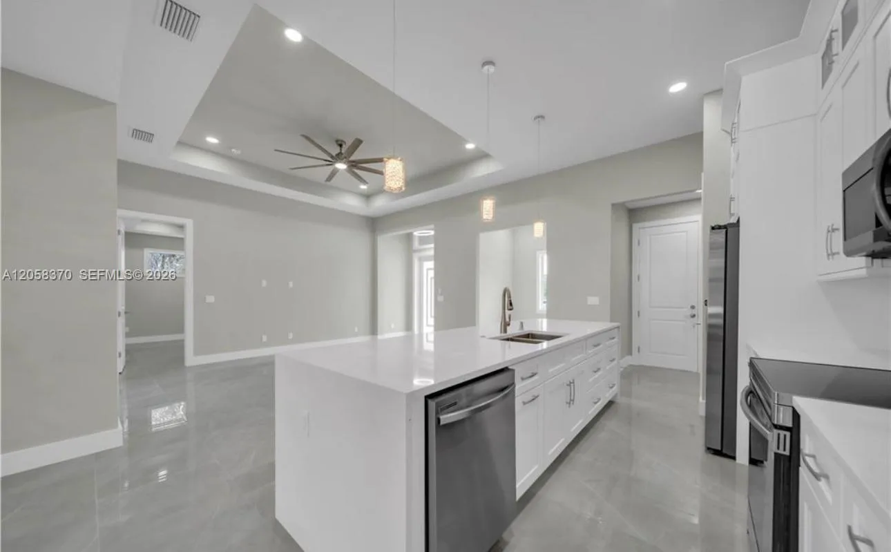 4205 NORA, Lehigh Acres, FL 33976 photo 10