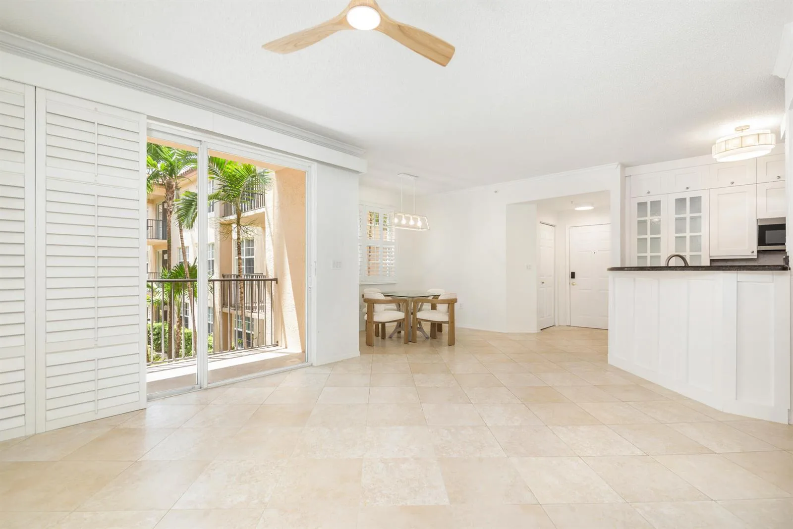 1805 N FLAGLER Drive # 206, West Palm Beach, FL 33407
