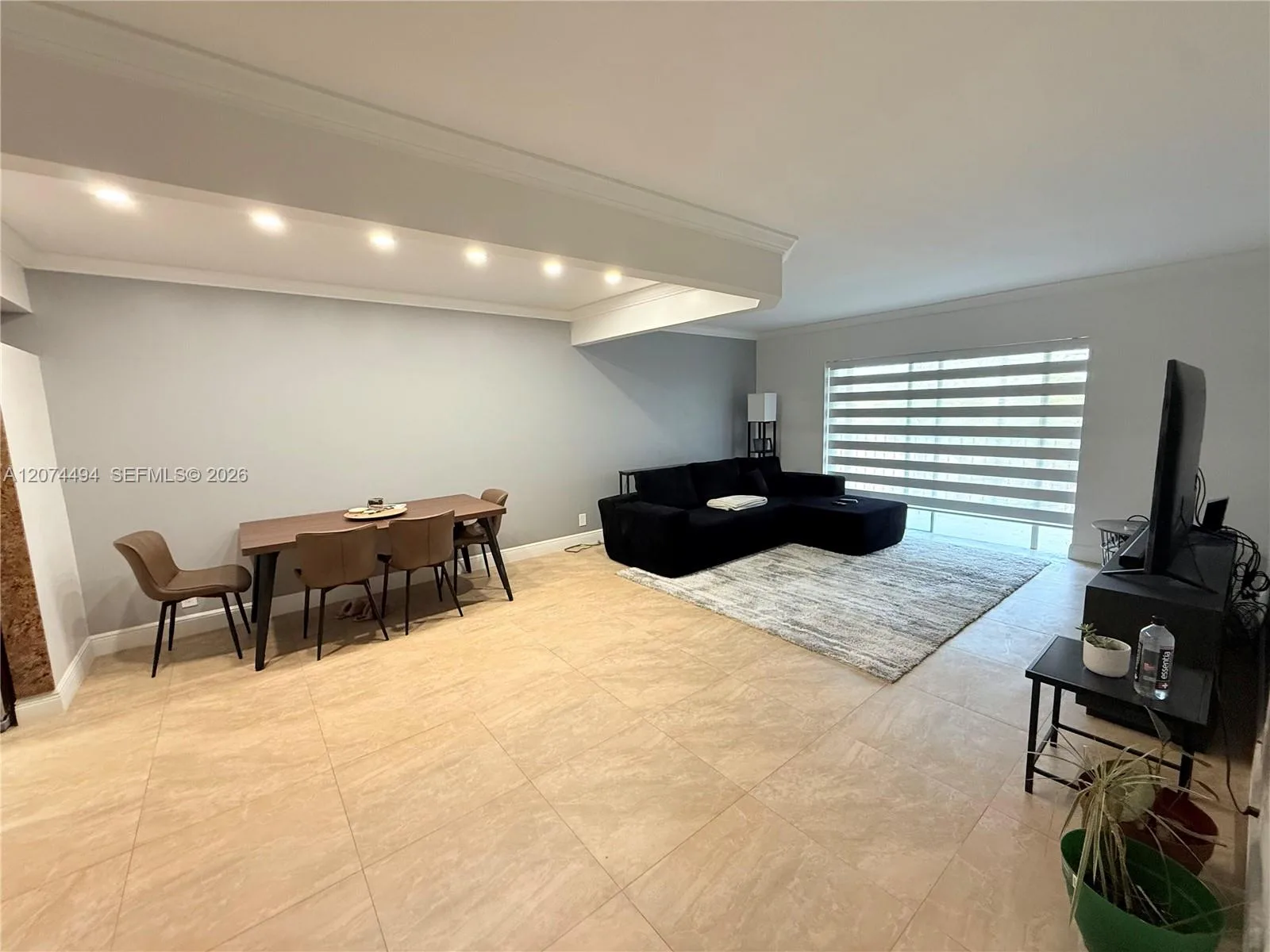 6101 N Falls Cir Dr # 405, Lauderhill, FL 33319
