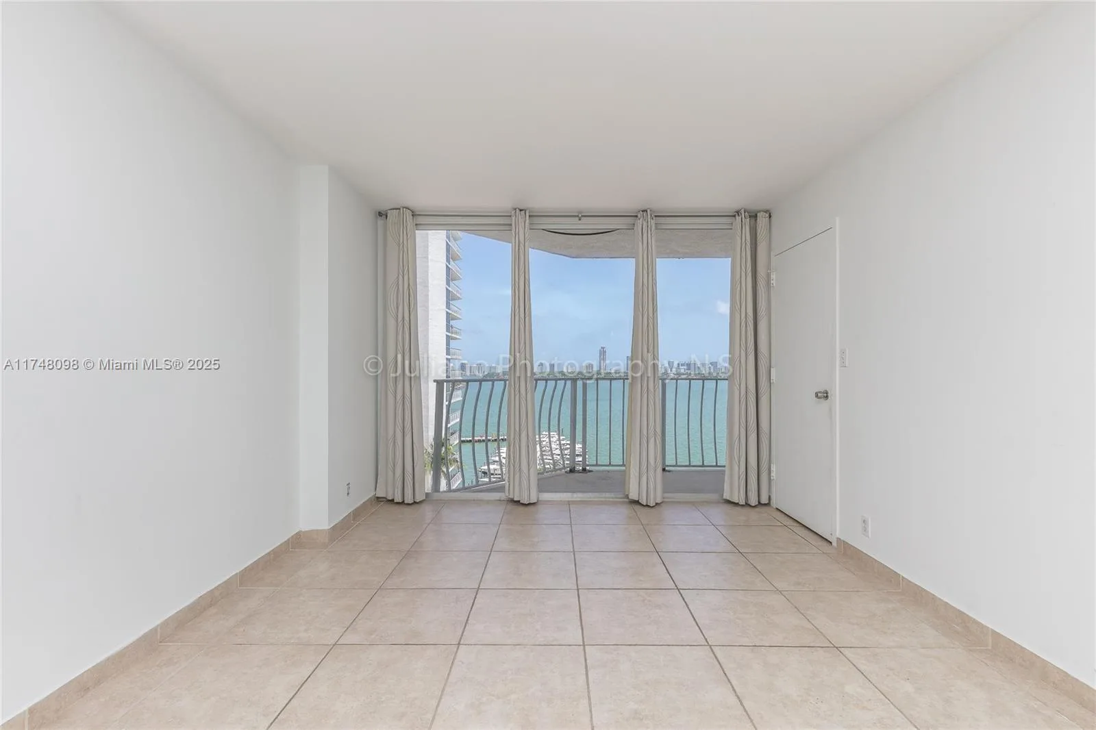 7601 E Treasure Dr # 1108, North Bay Village, FL 33141 photo 12
