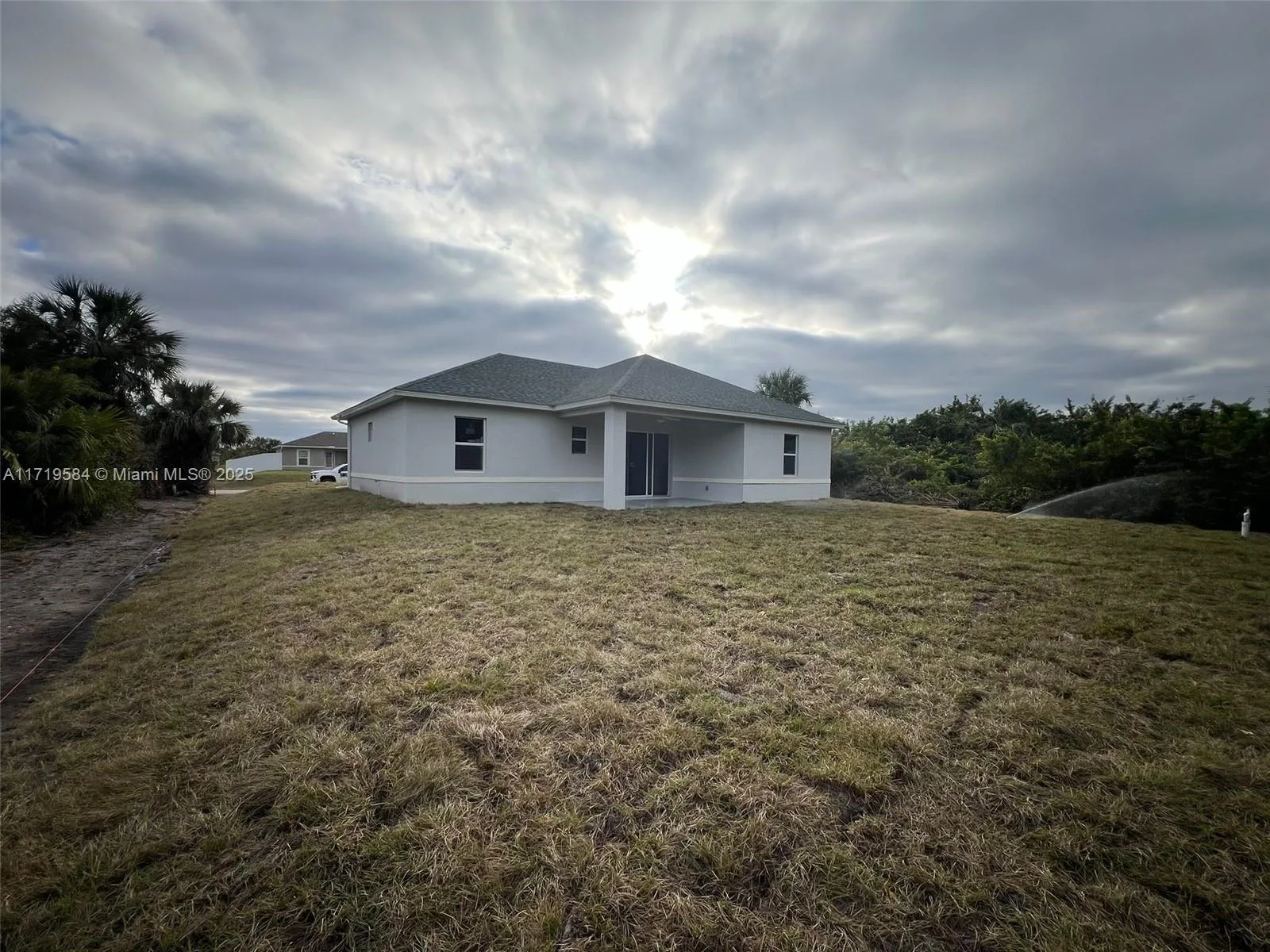526 kilgour ave S, Lehigh Acres, FL 33974 photo 2