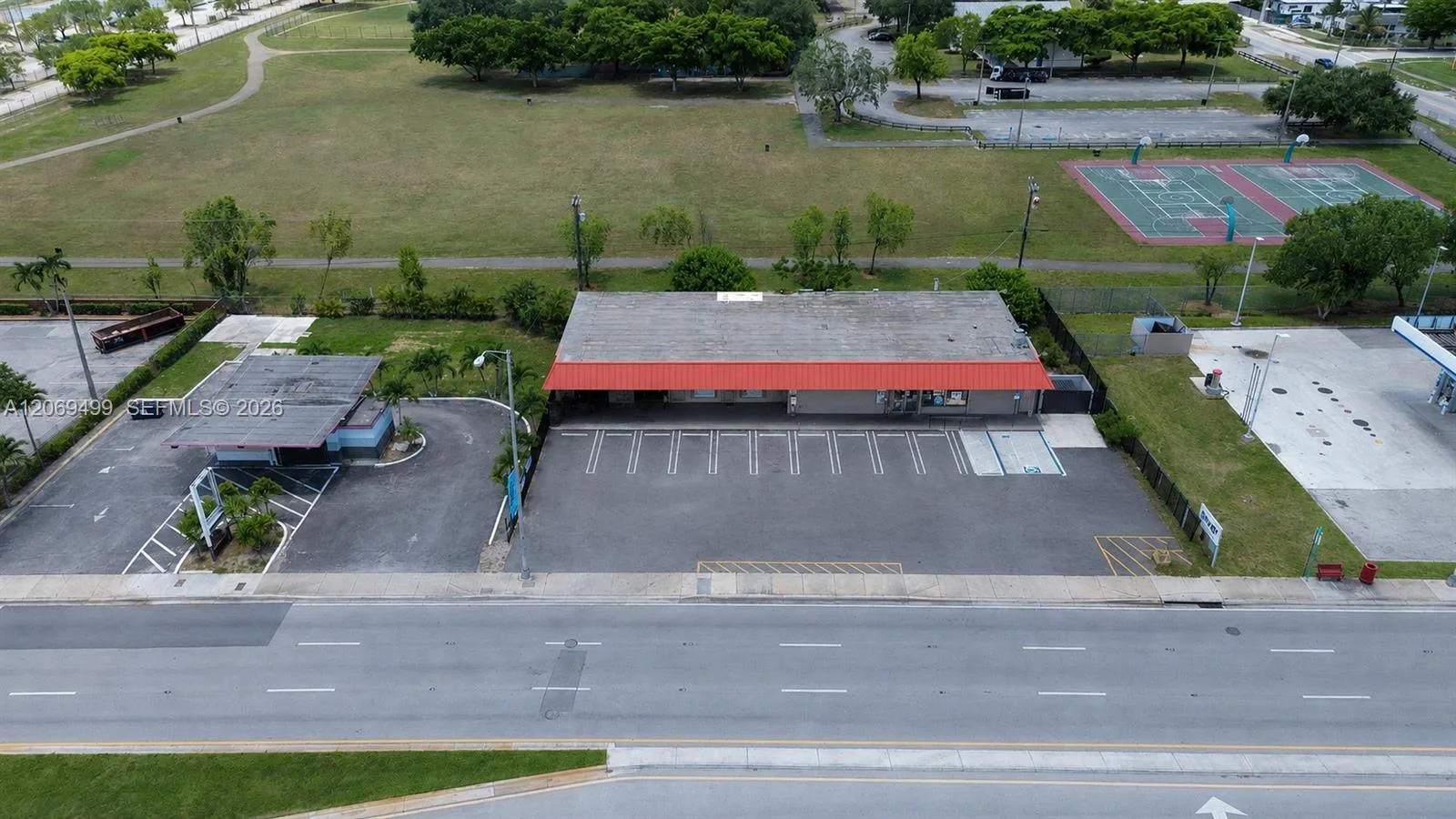 3251 NW 183rd St, Miami Gardens, FL 33056
