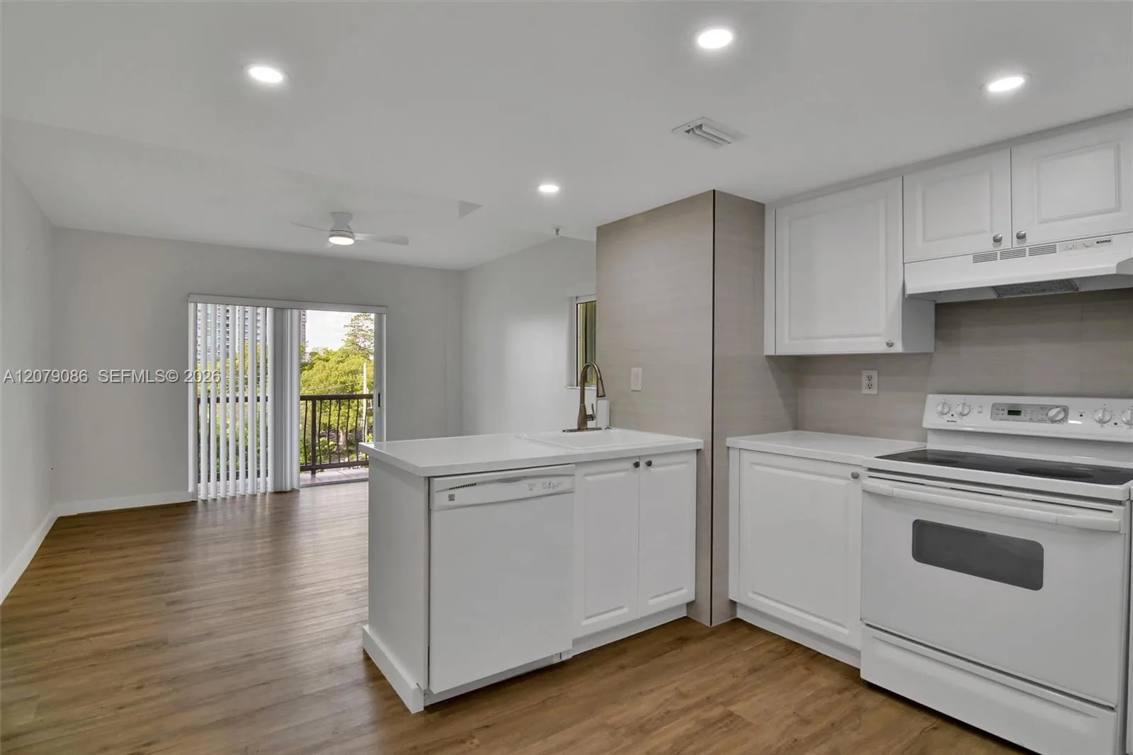 1918 Brickell Ave # 505, Miami, FL 33129 photo 3
