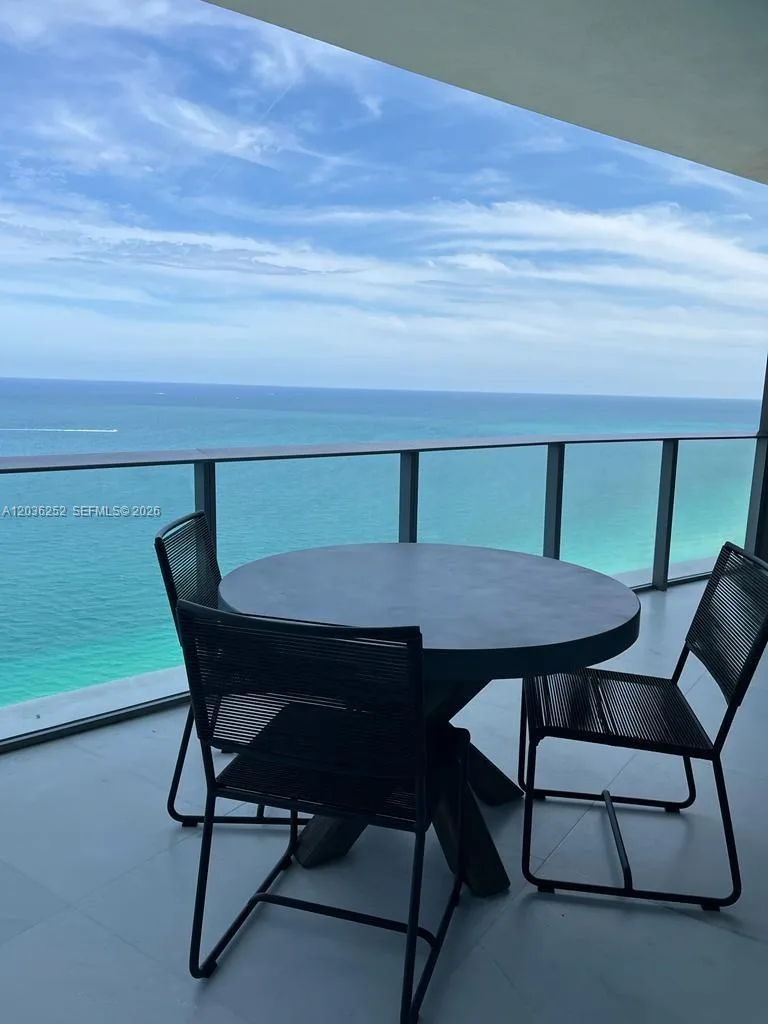 15701 Collins Ave # 3104, Sunny Isles Beach, FL 33160