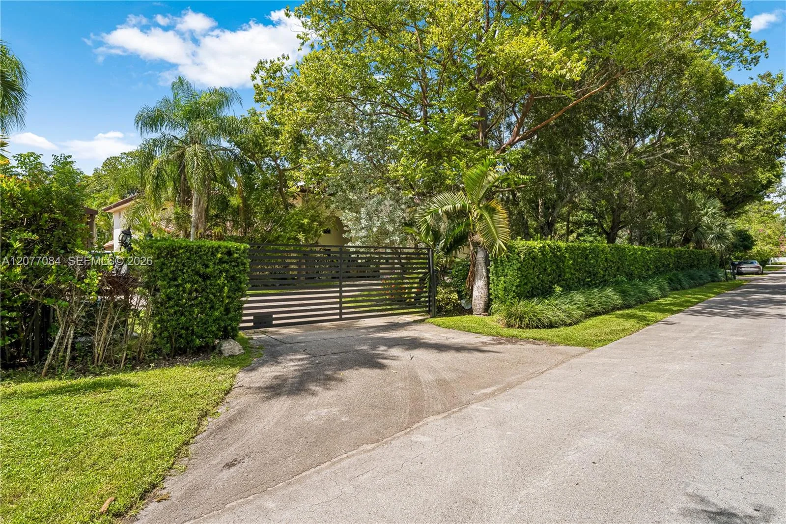 6600 SW 111th St, Pinecrest, FL 33156 photo 2