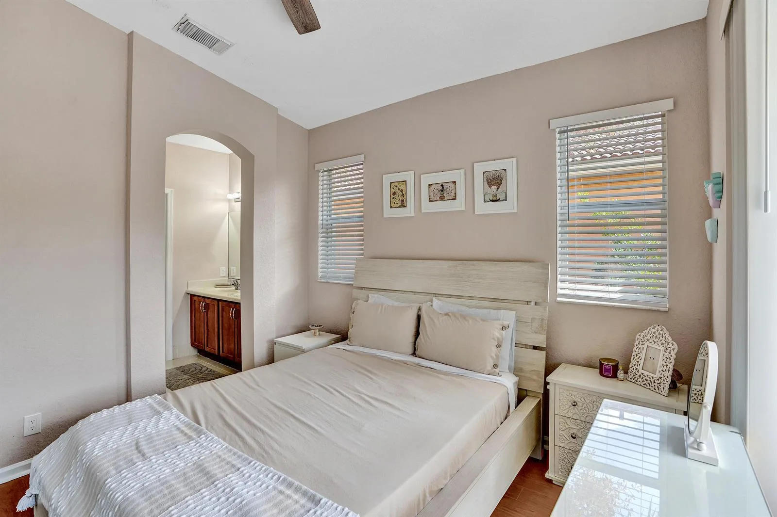 1825 Sonrisa Street # 1825, Riviera Beach, FL 33404 photo 10