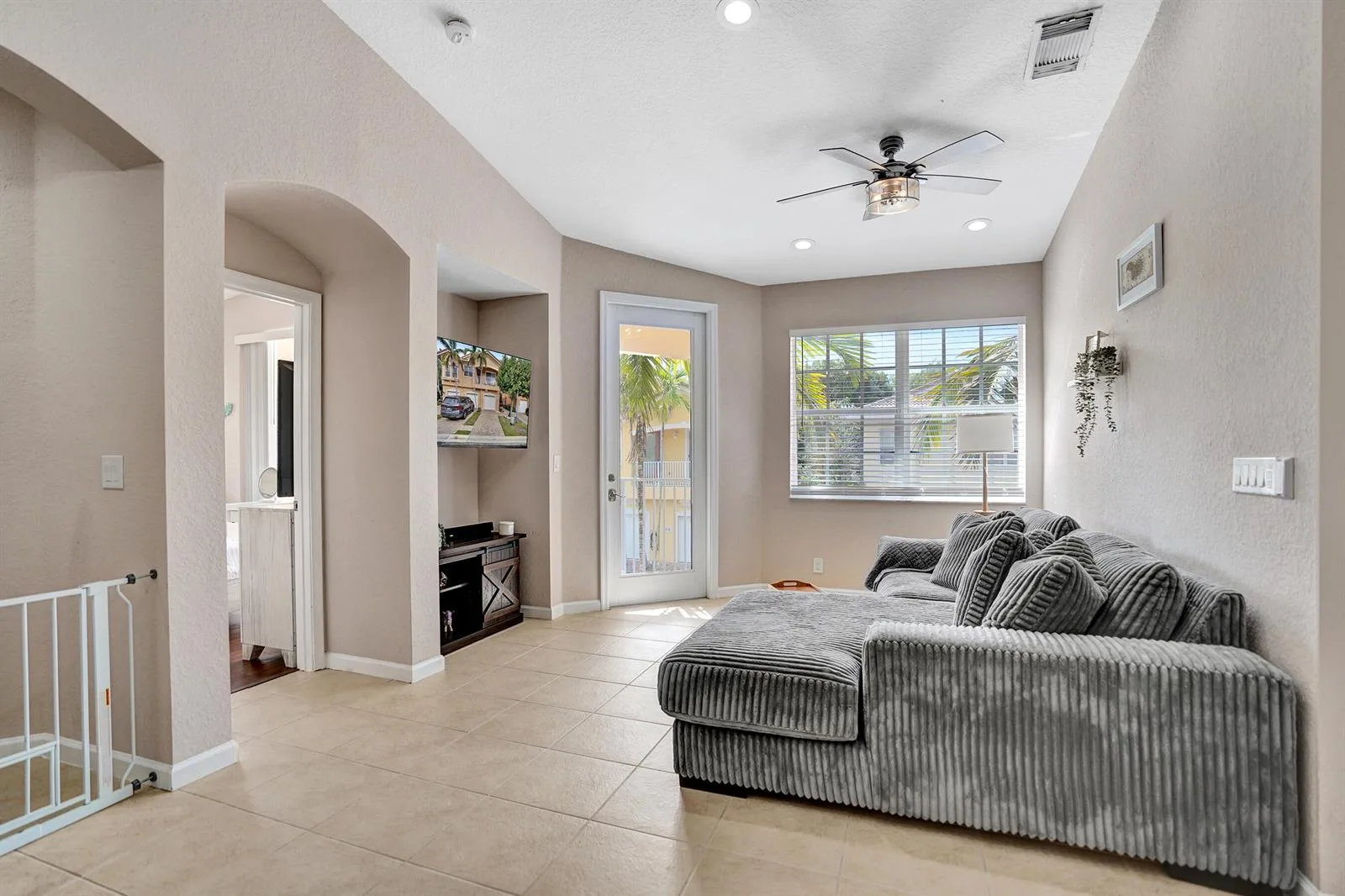 1825 Sonrisa Street # 1825, Riviera Beach, FL 33404 photo 8