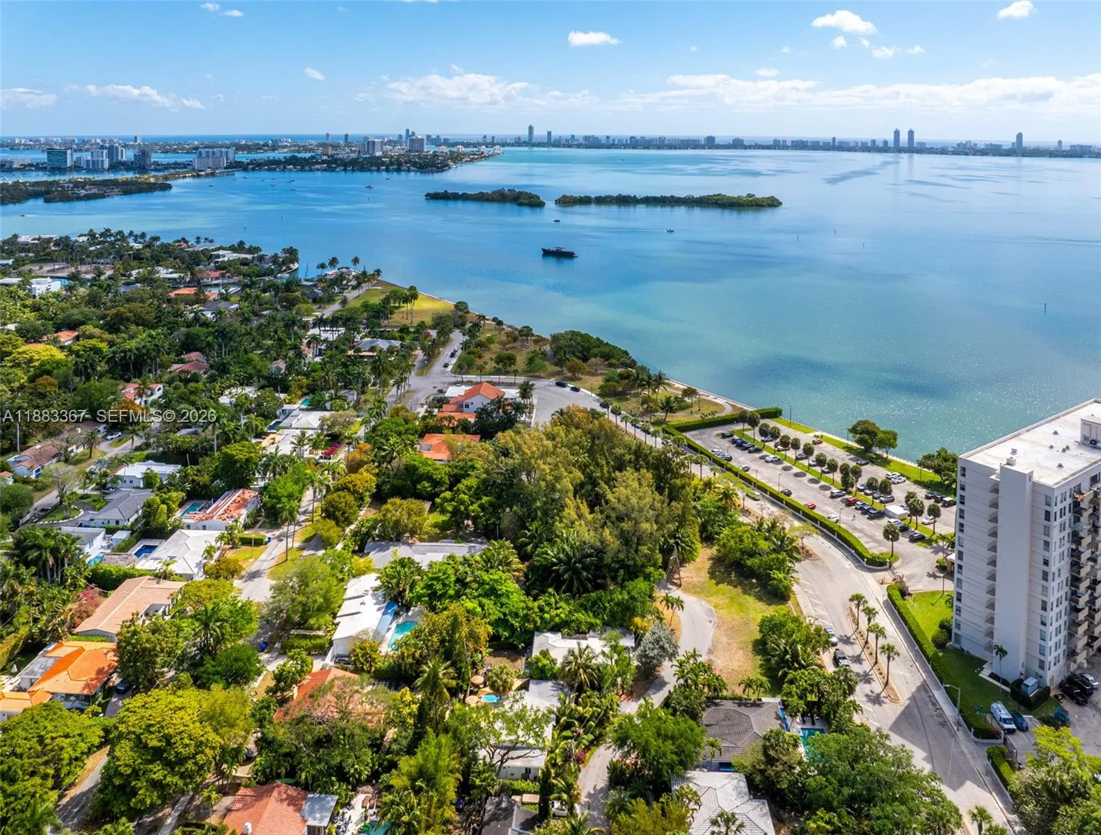 860 NE 70th St, Miami, FL 33138 photo 4