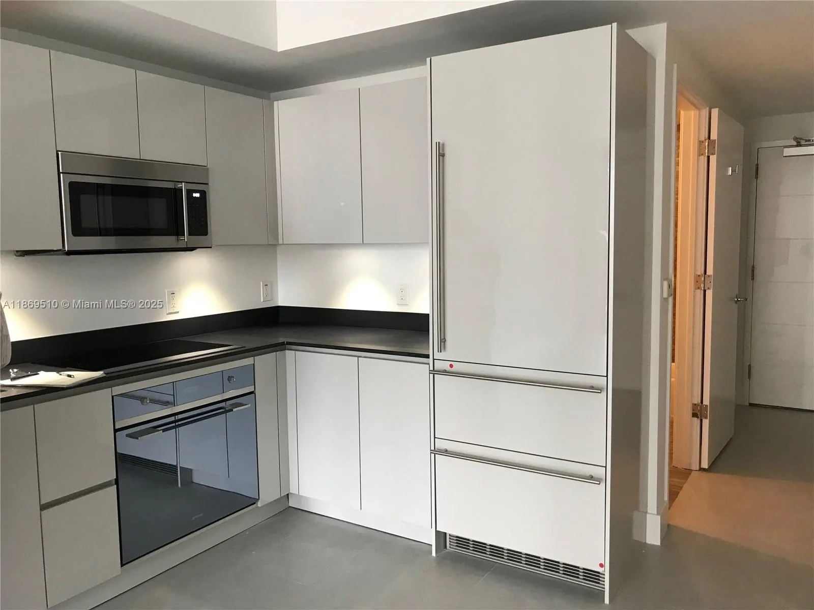 1010 Brickell Ave # 2110, Miami, FL 33131